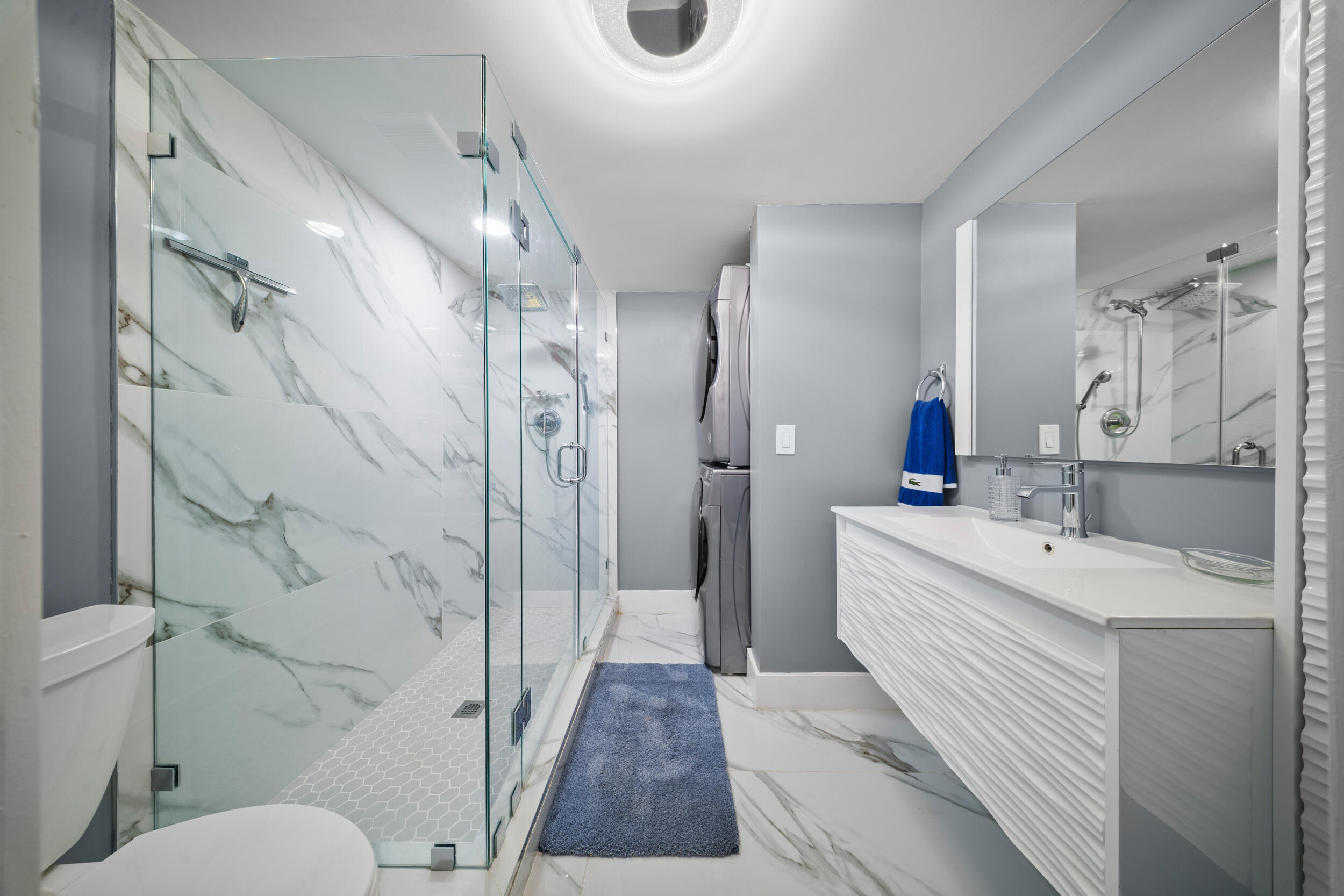 FOREST LAKES - Residential