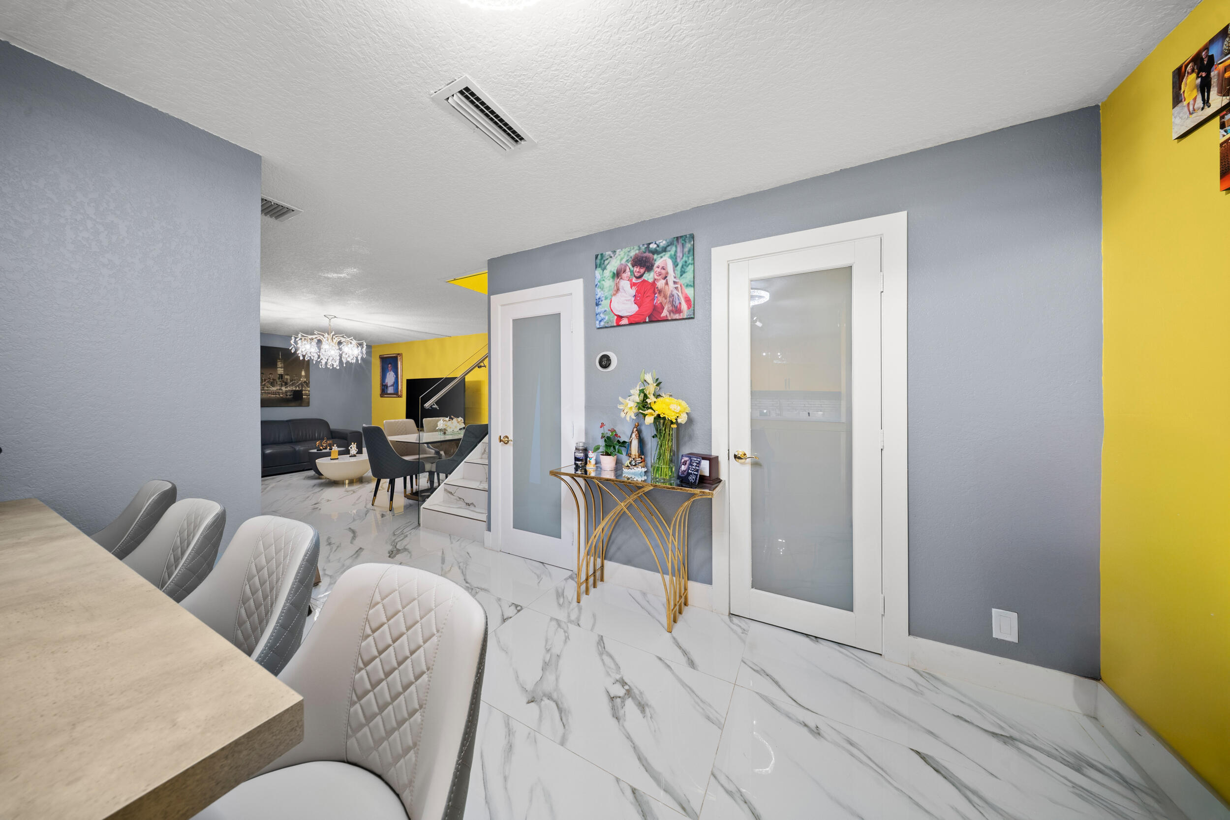 FOREST LAKES - Residential