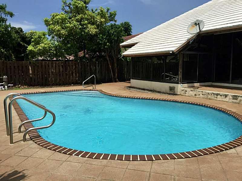 JACARANDA LAKES SEC 2 95- - Residential