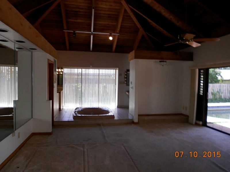 JACARANDA LAKES SEC 2 95- - Residential