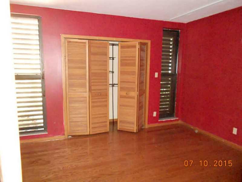 JACARANDA LAKES SEC 2 95- - Residential