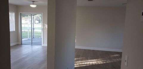 Single Family Residence in Port St Lucie FL 3081 Longleaf Ct Ct 9.jpg