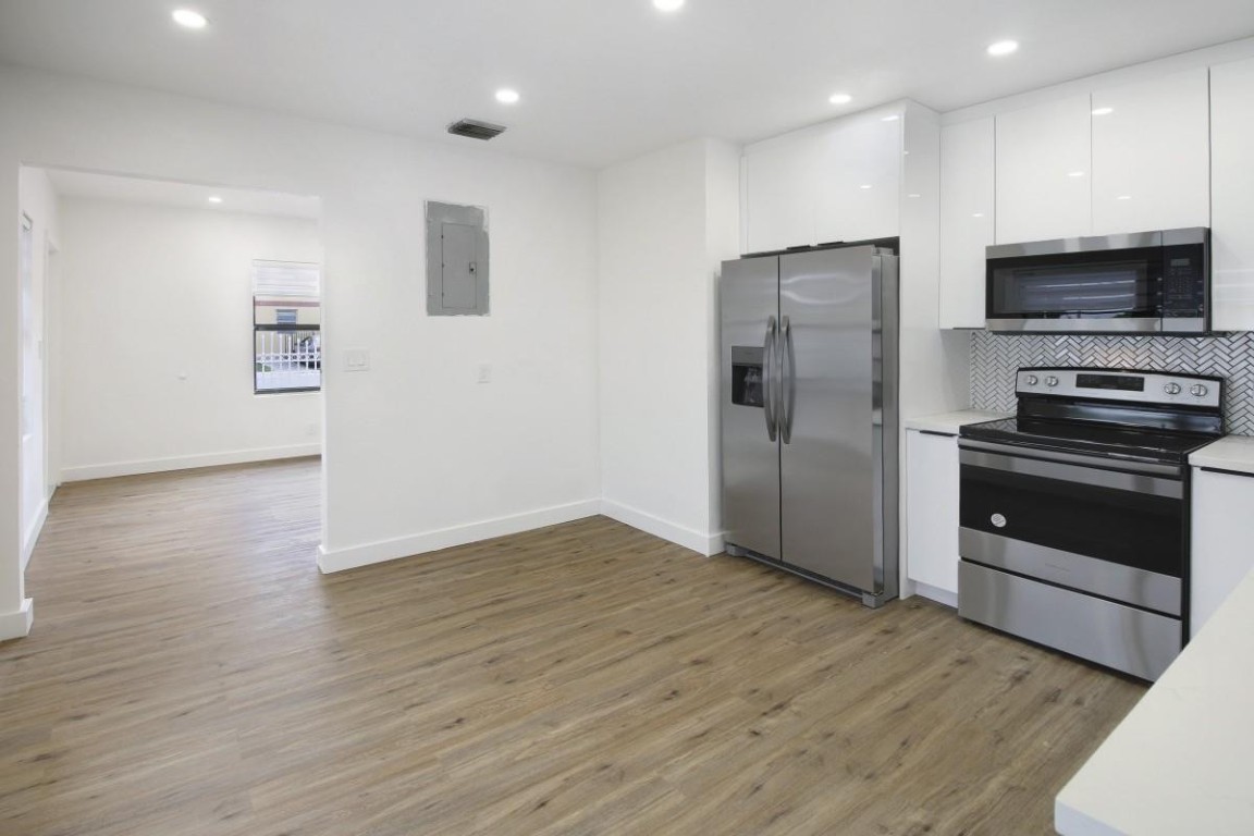 West Biscayne - Residential Lease