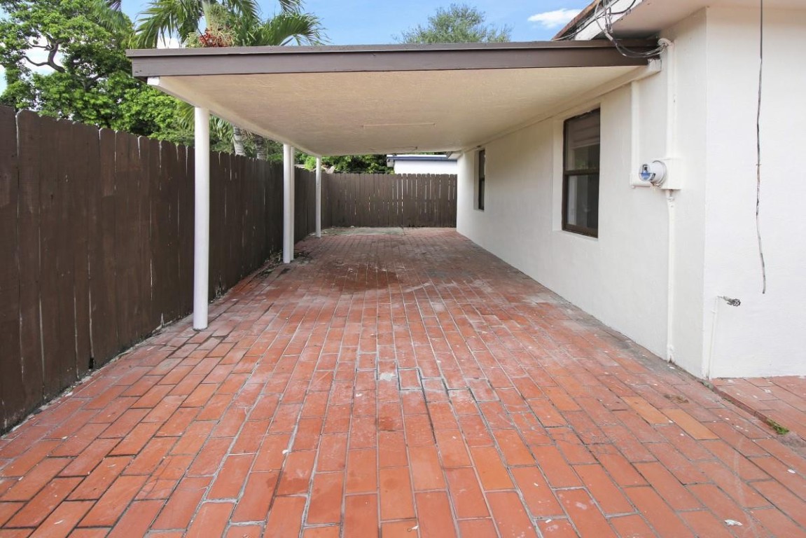 West Biscayne - Residential Lease