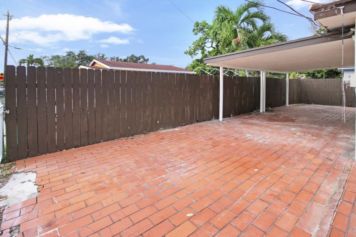 West Biscayne - Residential Lease