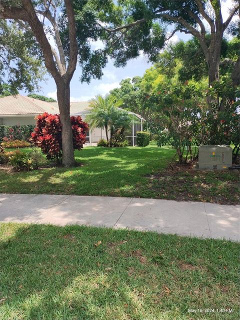 2104 Pin Oak Court Palm Beach Gardens FL 33410
