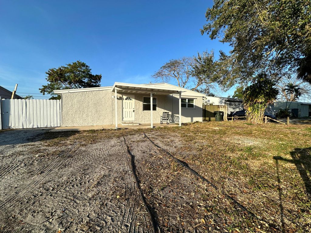 Photo of 4121 Colt Lane, West Palm Beach, FL 33406 (MLS # R11165427)