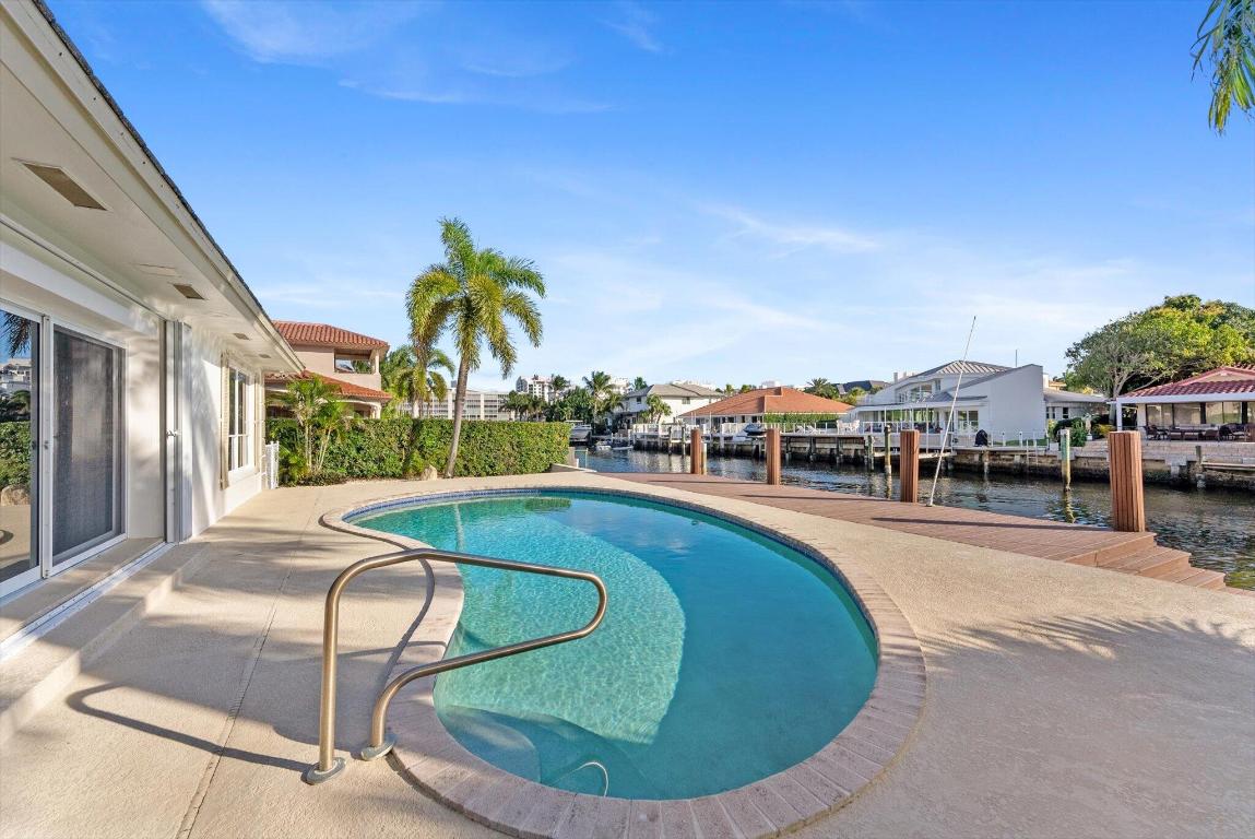 TROPIC ISLE 4TH SEC - Residential