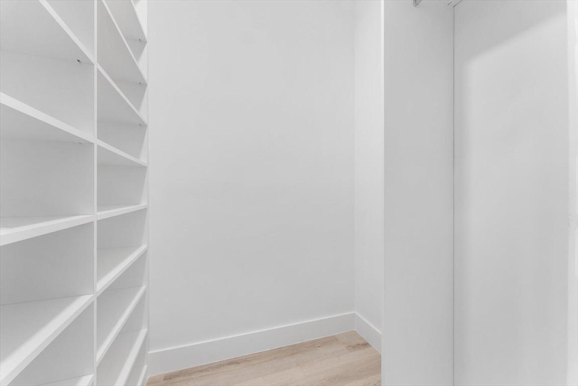 TROPIC ISLE 4TH SEC - Residential