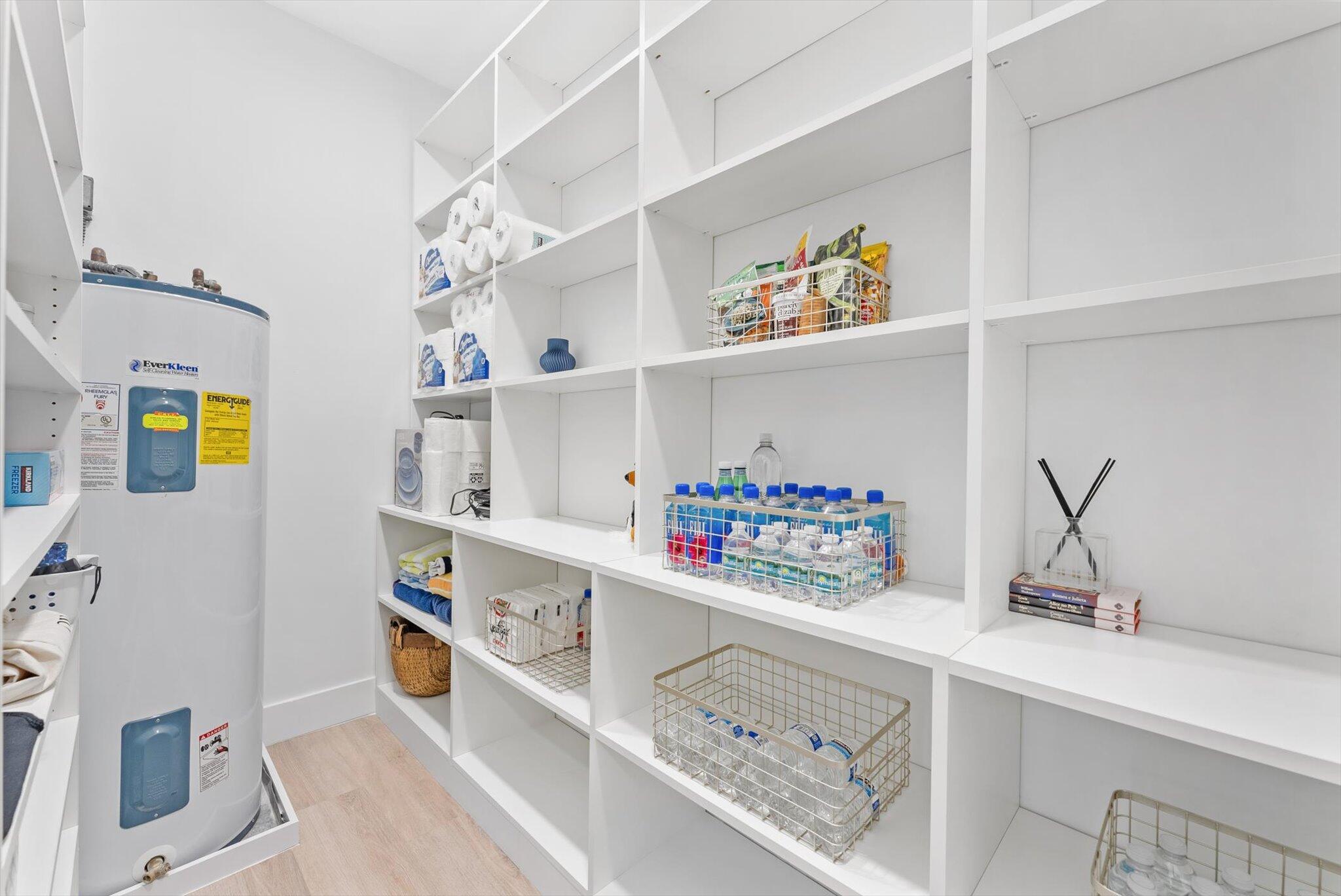 TROPIC ISLE 4TH SEC - Residential