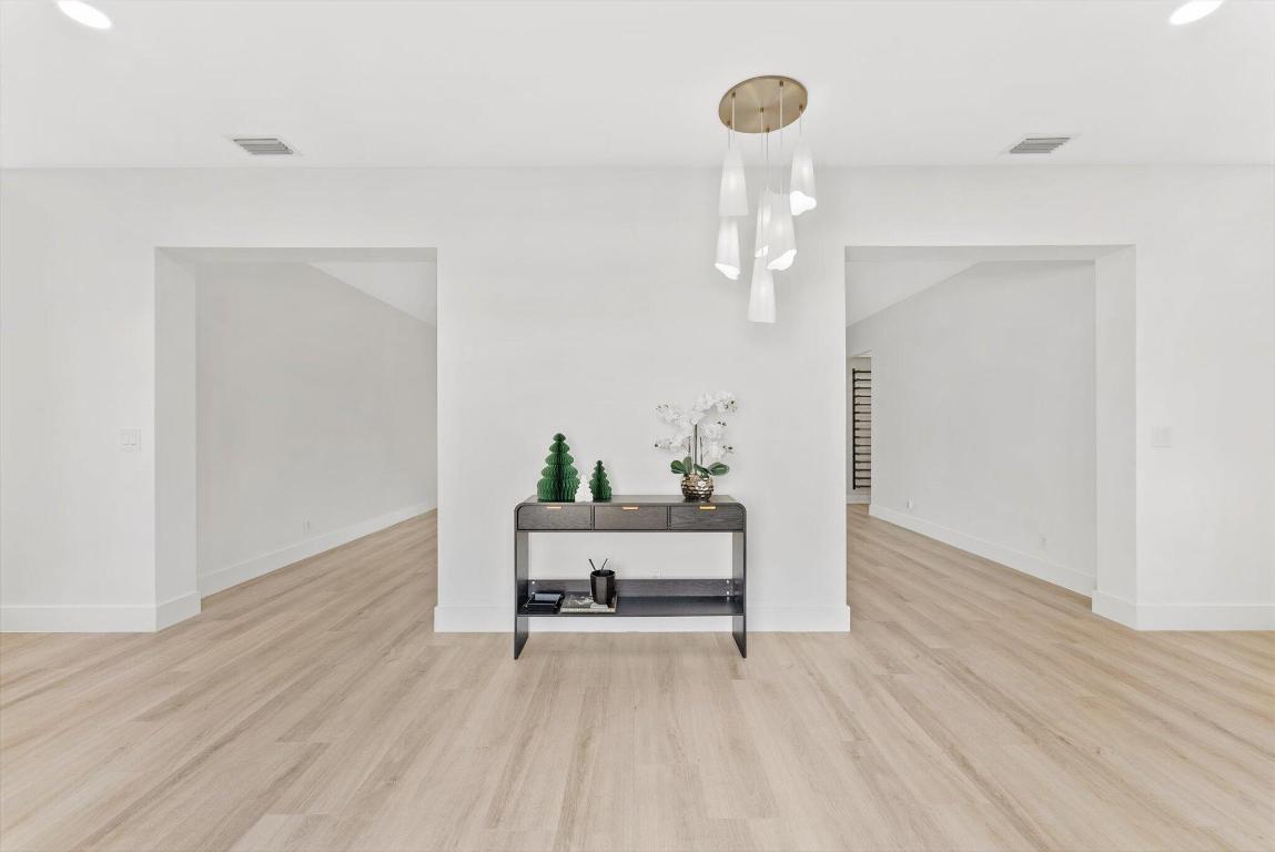 TROPIC ISLE 4TH SEC - Residential