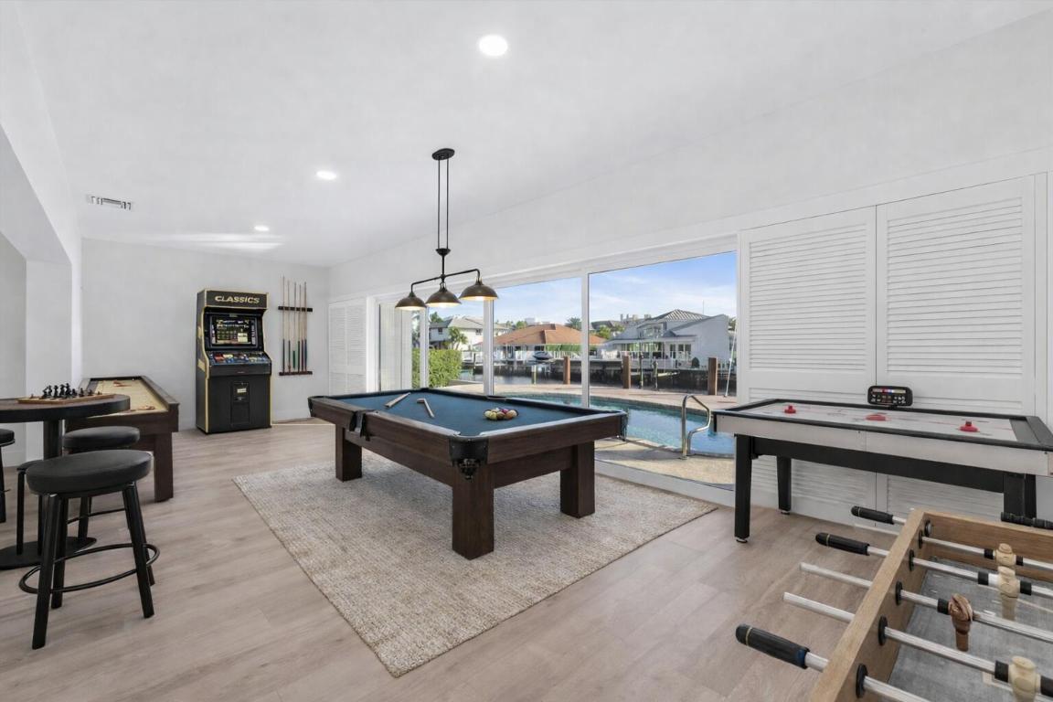 TROPIC ISLE 4TH SEC - Residential