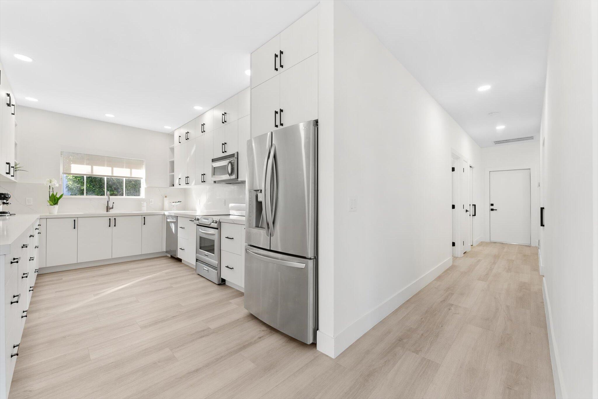 TROPIC ISLE 4TH SEC - Residential