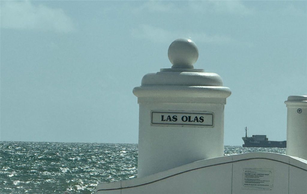 Photo of 200 S Birch Rd #806, Fort Lauderdale, FL 33316 (MLS # F10523093)