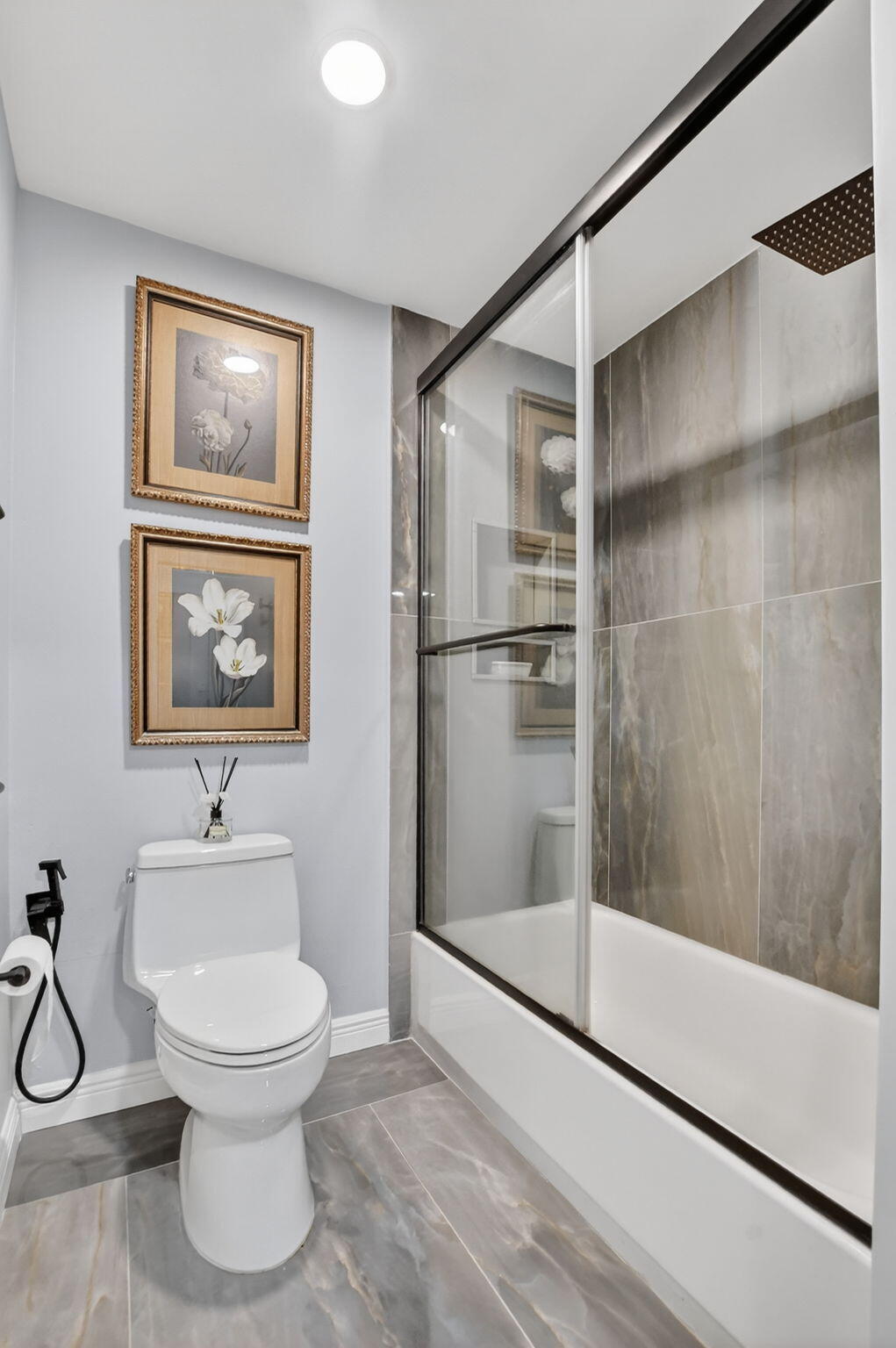 VISTAS OF BOCA LAGO CONDO - Residential Lease