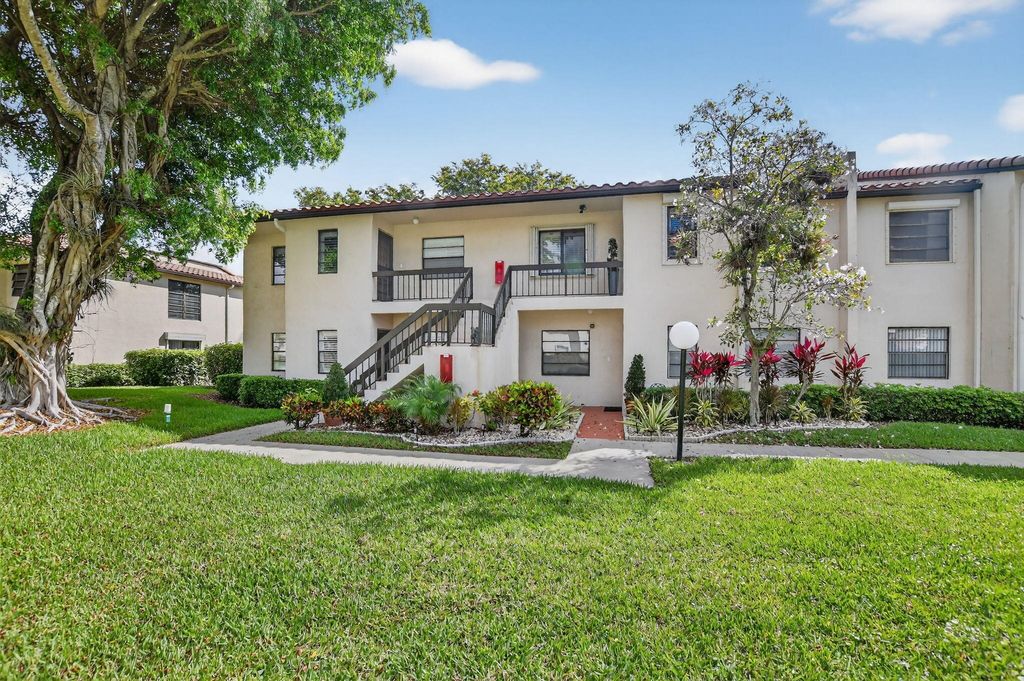 Photo of 21650 Juego Circle #24j, Boca Raton, FL 33433 (MLS # B26003285)