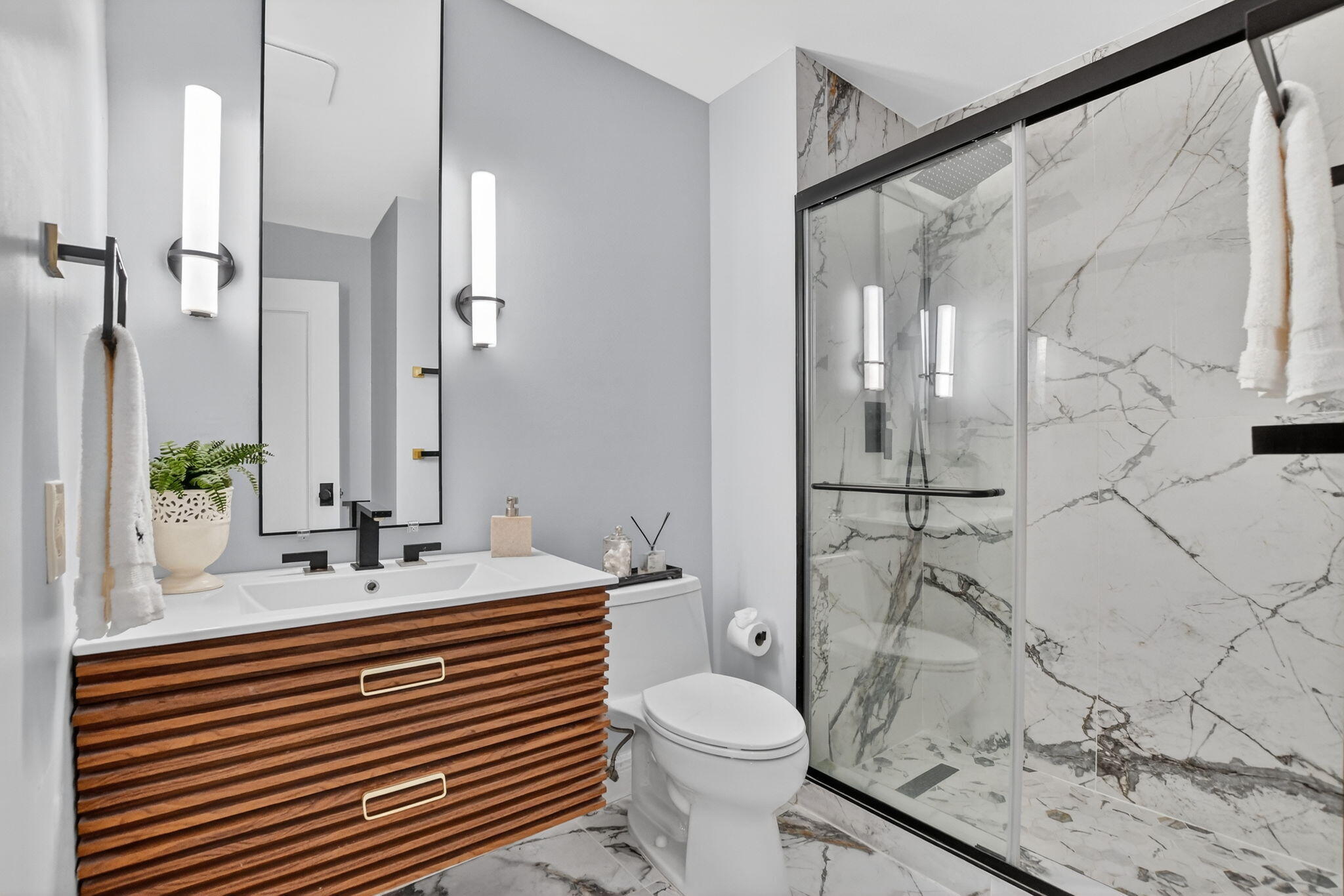 VISTAS OF BOCA LAGO CONDO - Residential Lease