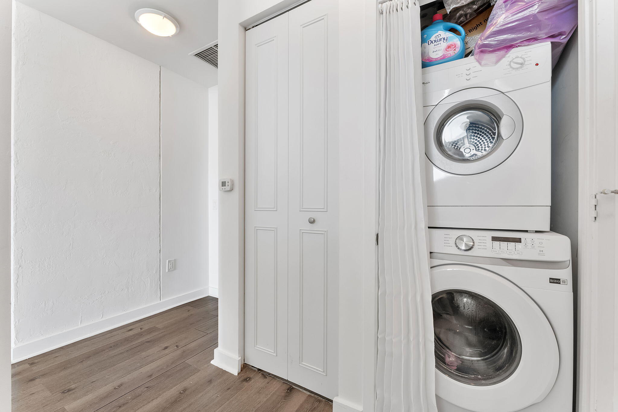 EDGE CONDO - Residential