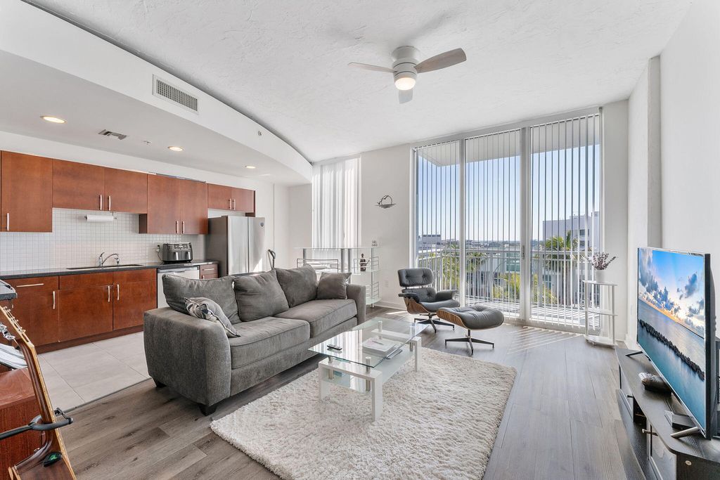 Photo of 300 S Australian Avenue #916, West Palm Beach, FL 33401 (MLS # R11162071)