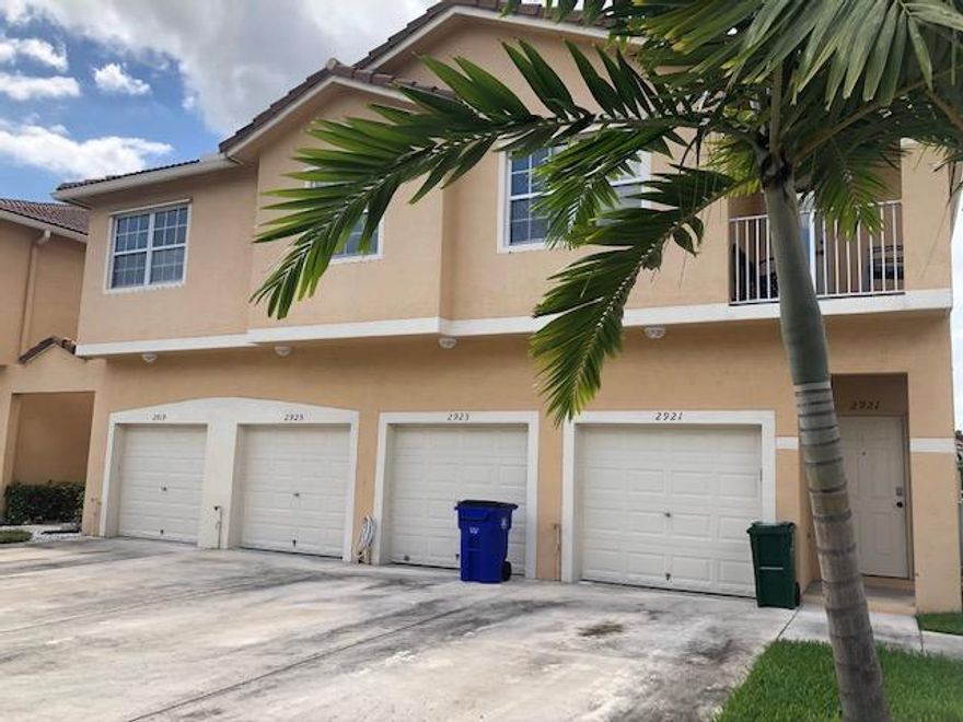 3 bedrooms, 2 bathrooms, 1 car garage with balcony overlooking lake. Clean, move in ready unit, New Floors, New Appliances, Fresh Paint, QUICK approval can move in quick. Community pool, gated and great location!