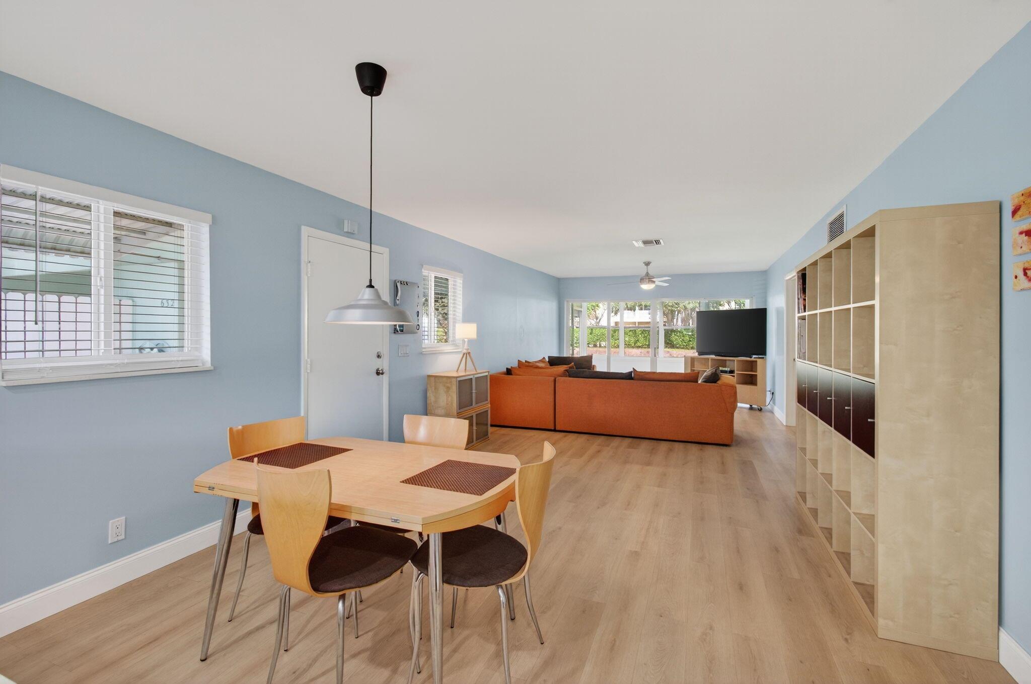 COUNTRY MANORS CONDO - Residential