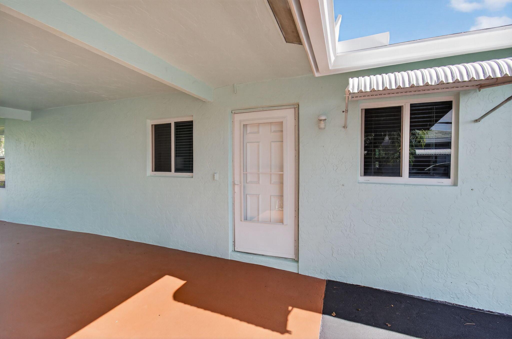 COUNTRY MANORS CONDO - Residential