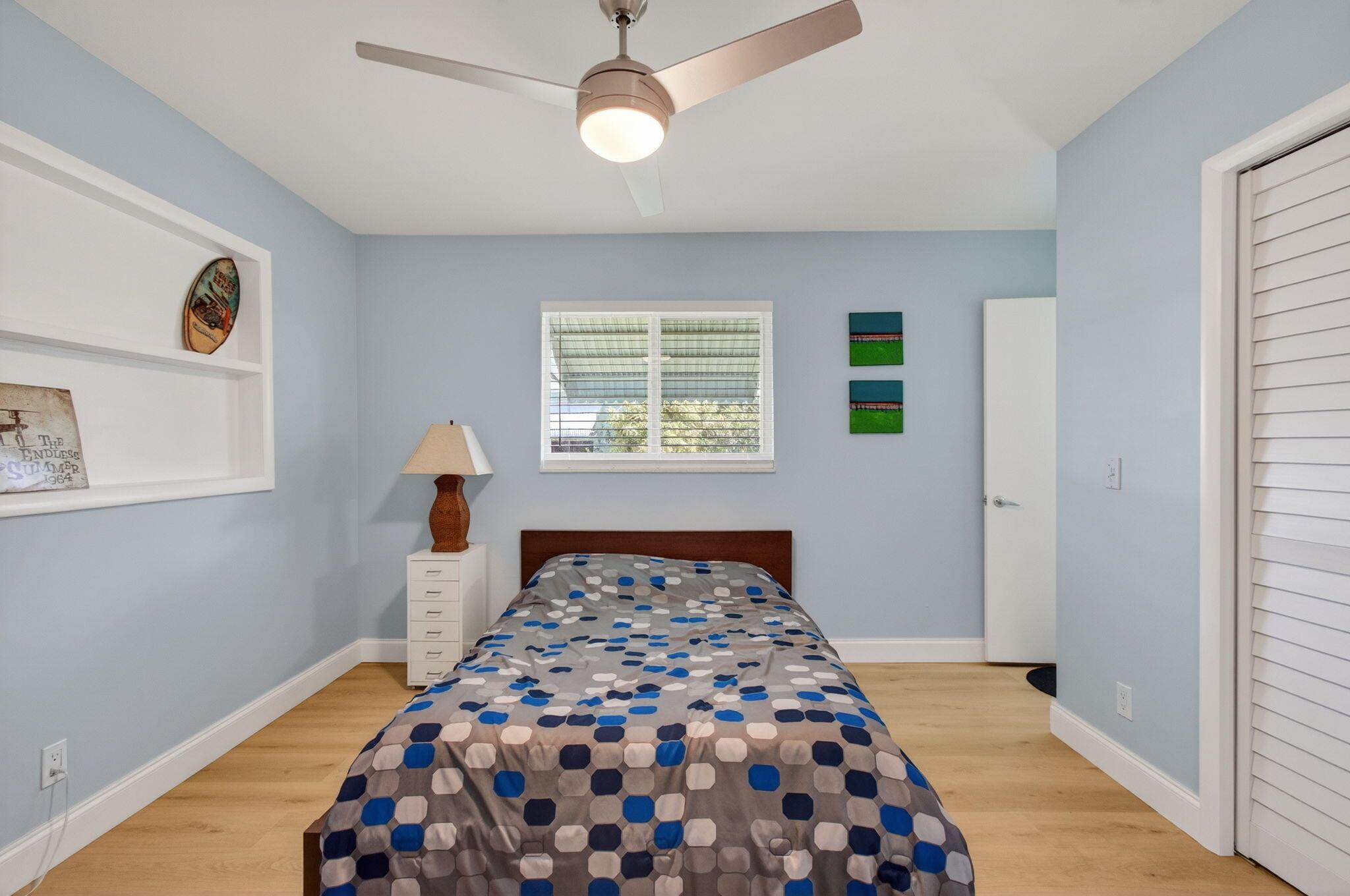 COUNTRY MANORS CONDO - Residential