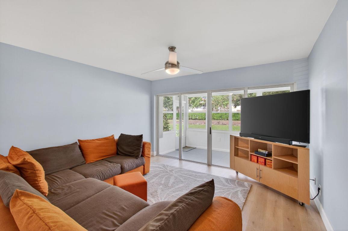 COUNTRY MANORS CONDO - Residential