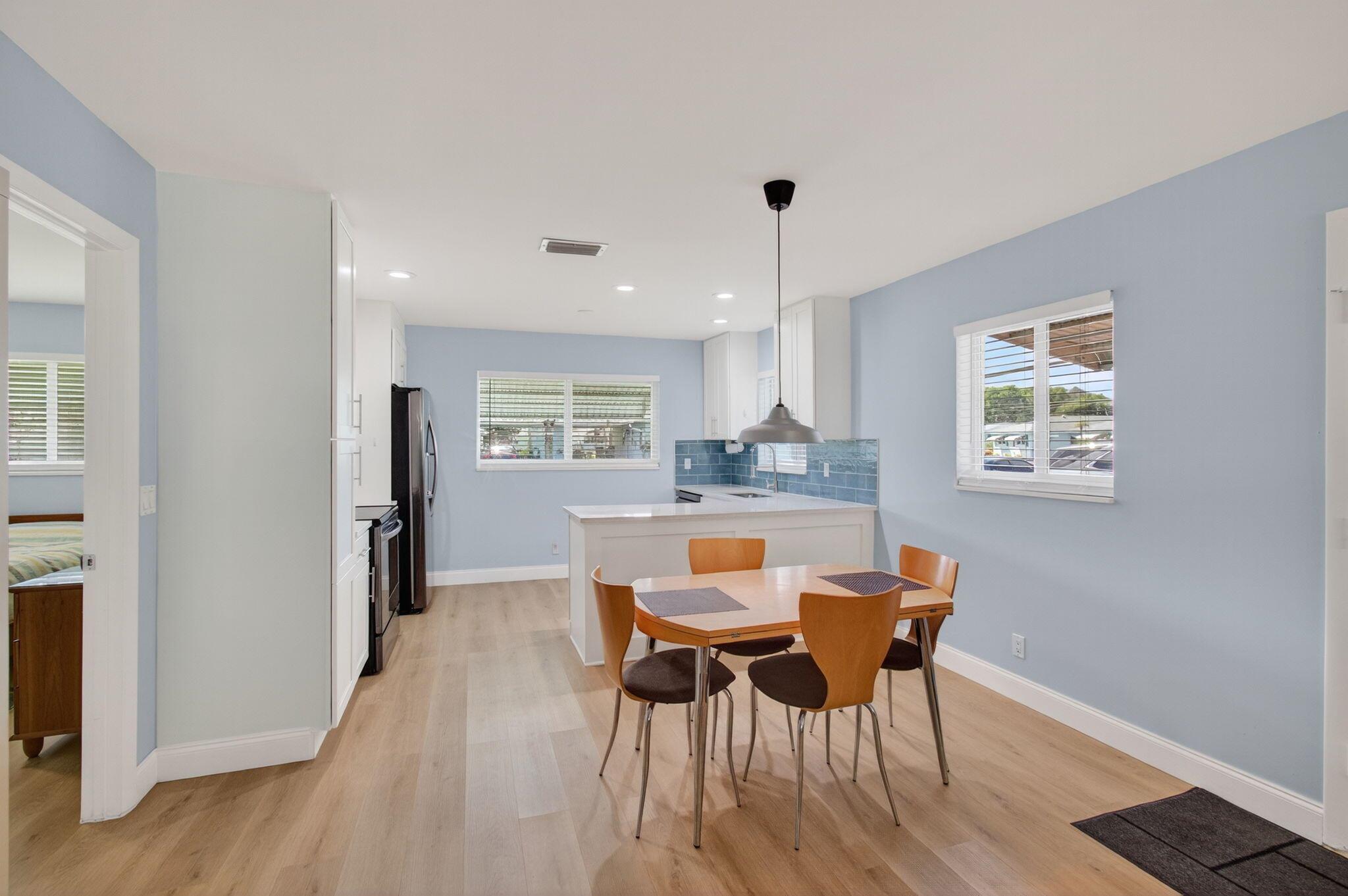 COUNTRY MANORS CONDO - Residential