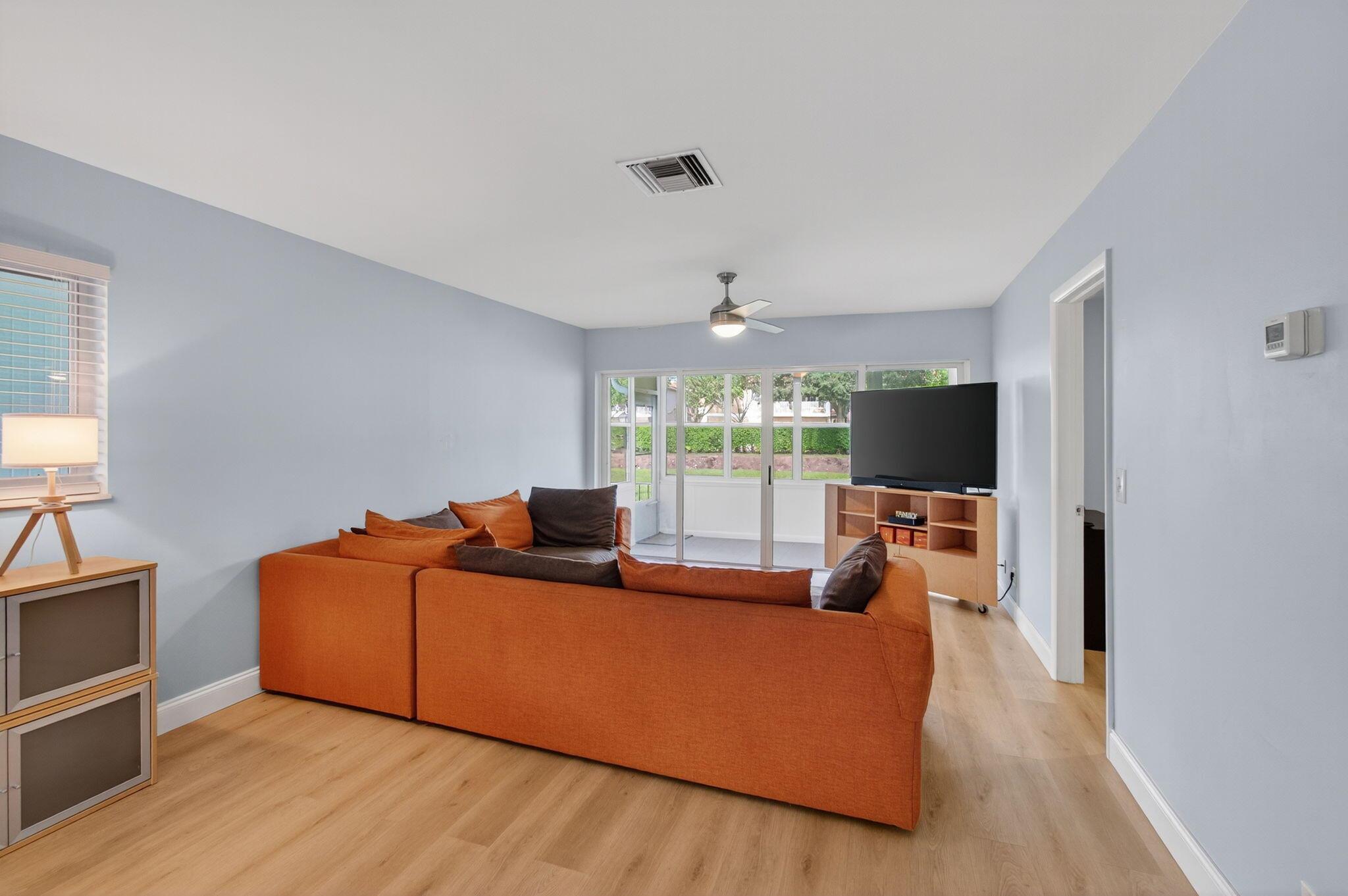 COUNTRY MANORS CONDO - Residential