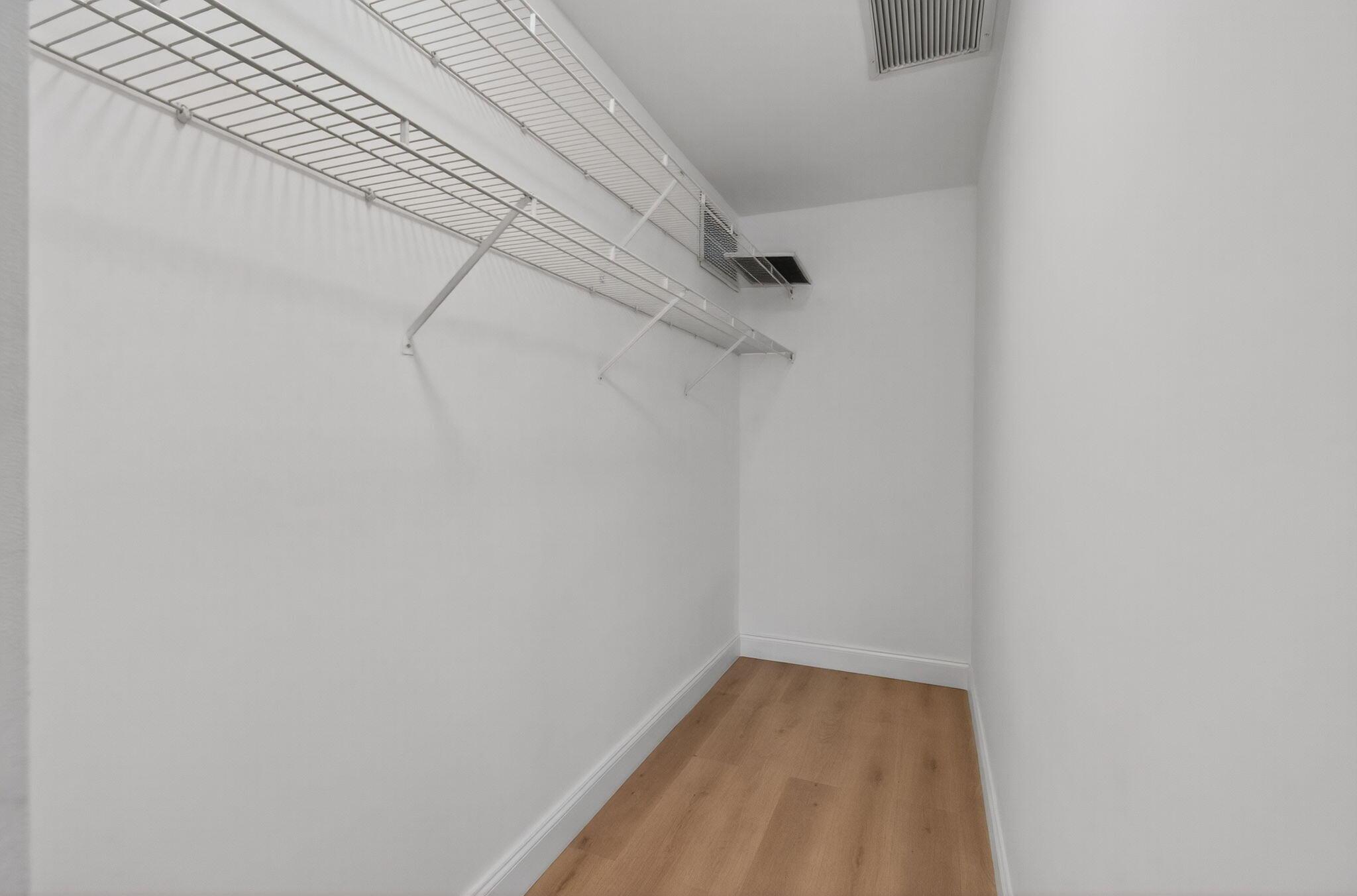 COUNTRY MANORS CONDO - Residential