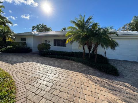 A home in Palm Beach Shores