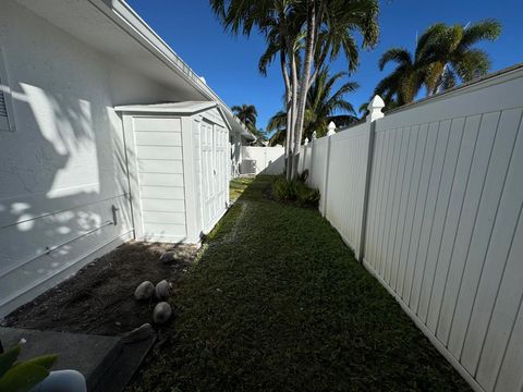 A home in Palm Beach Shores