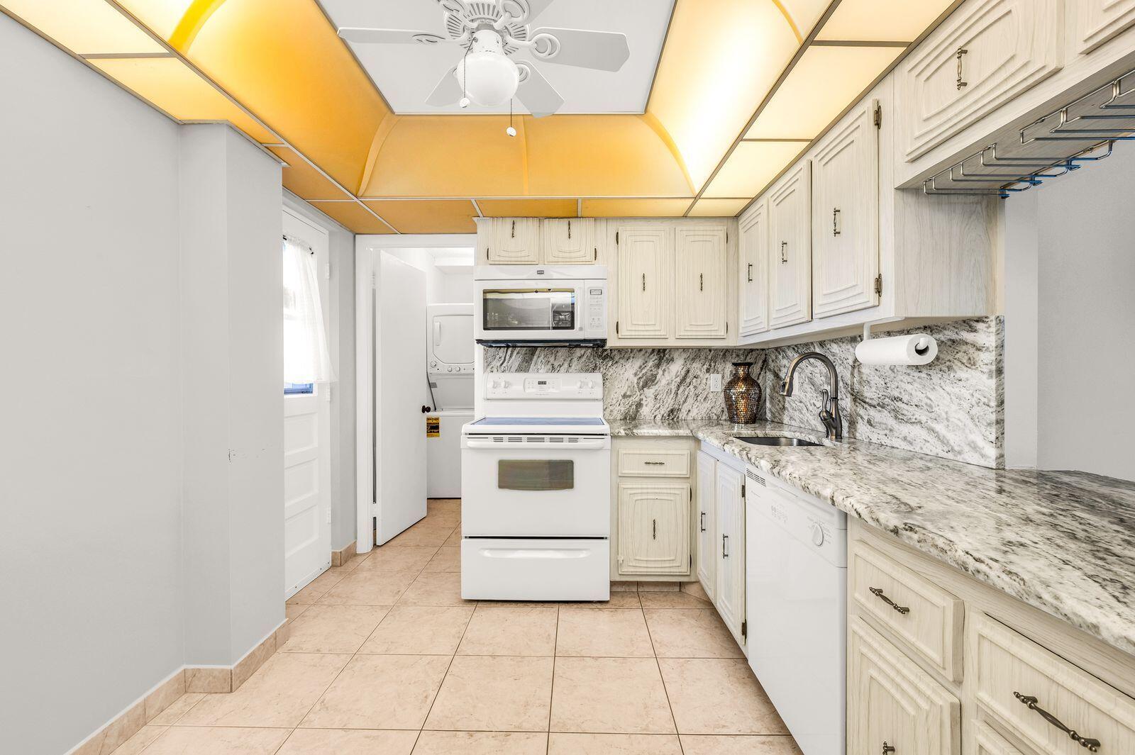 BOCA TEECA COND UNIT FIVE - Residential Lease