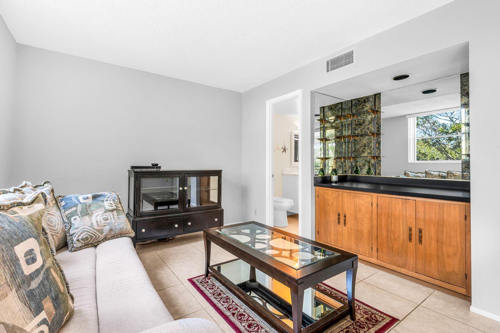 BOCA TEECA COND UNIT FIVE - Residential Lease