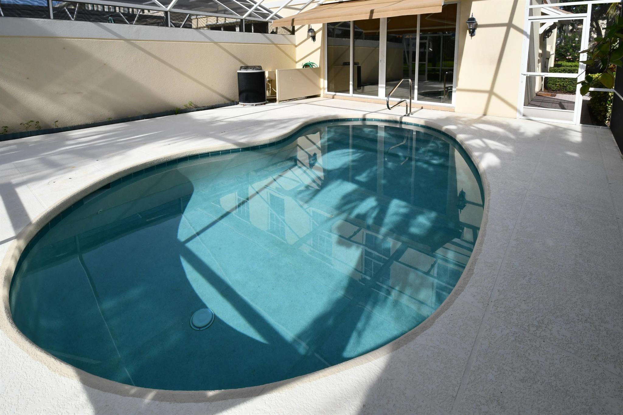 327 Salinas Drive
