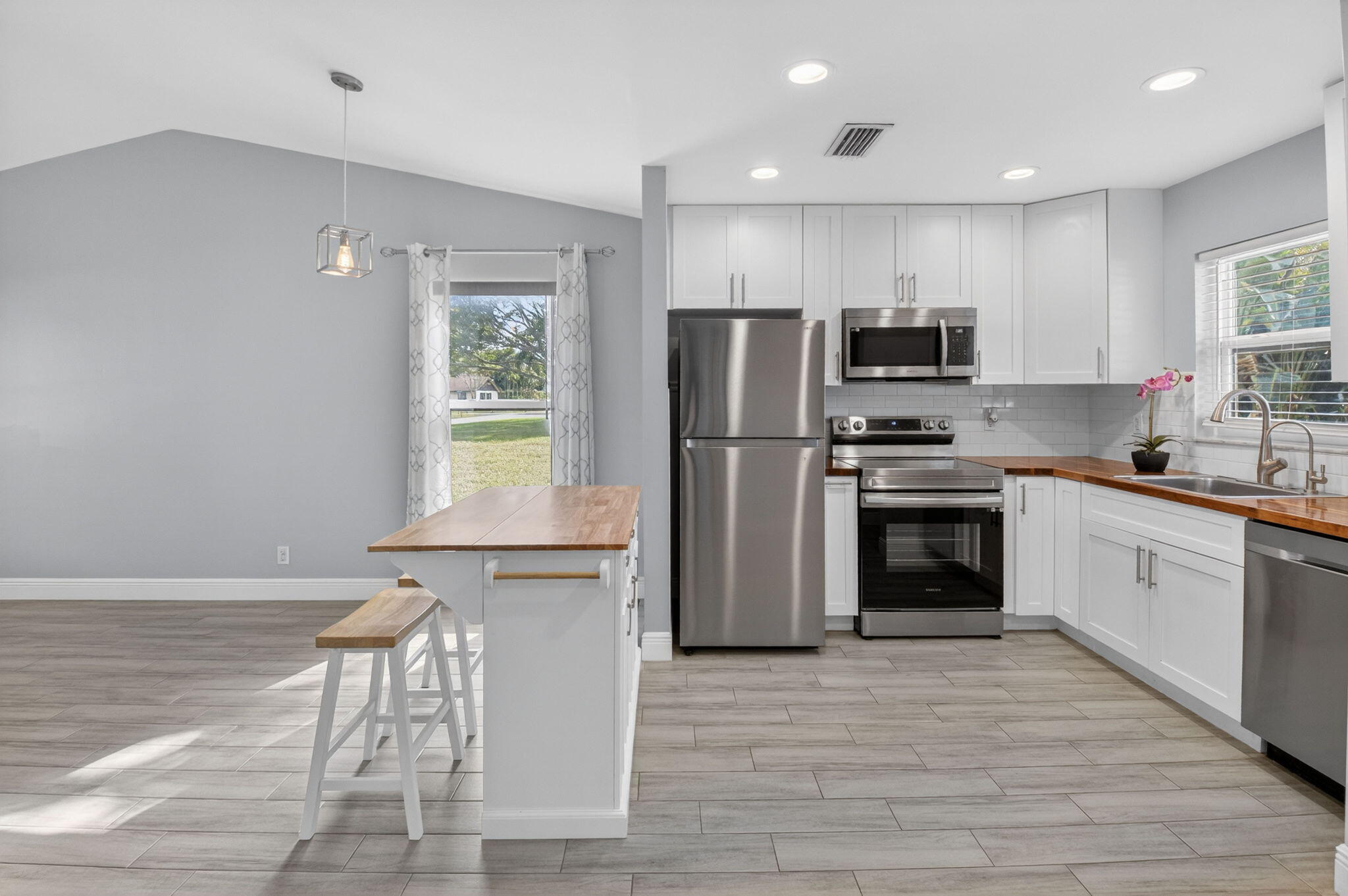 28 Via De Casas Norte 28