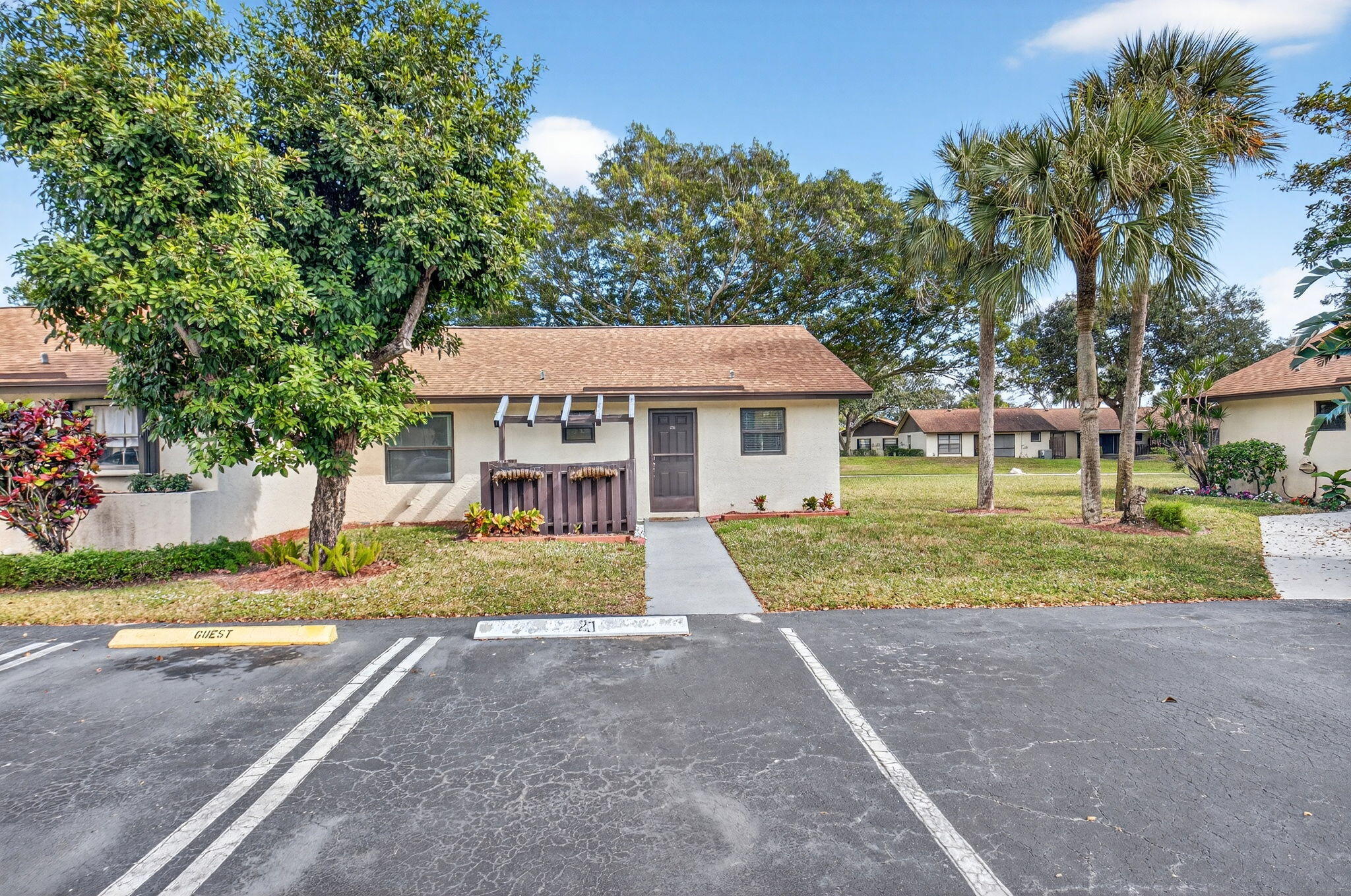 28 Via De Casas Norte 28