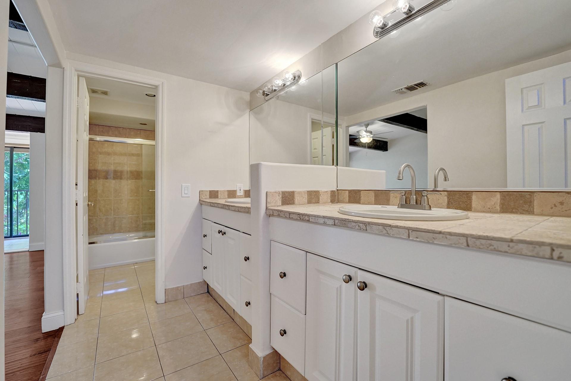 Majestic View - Residential Lease