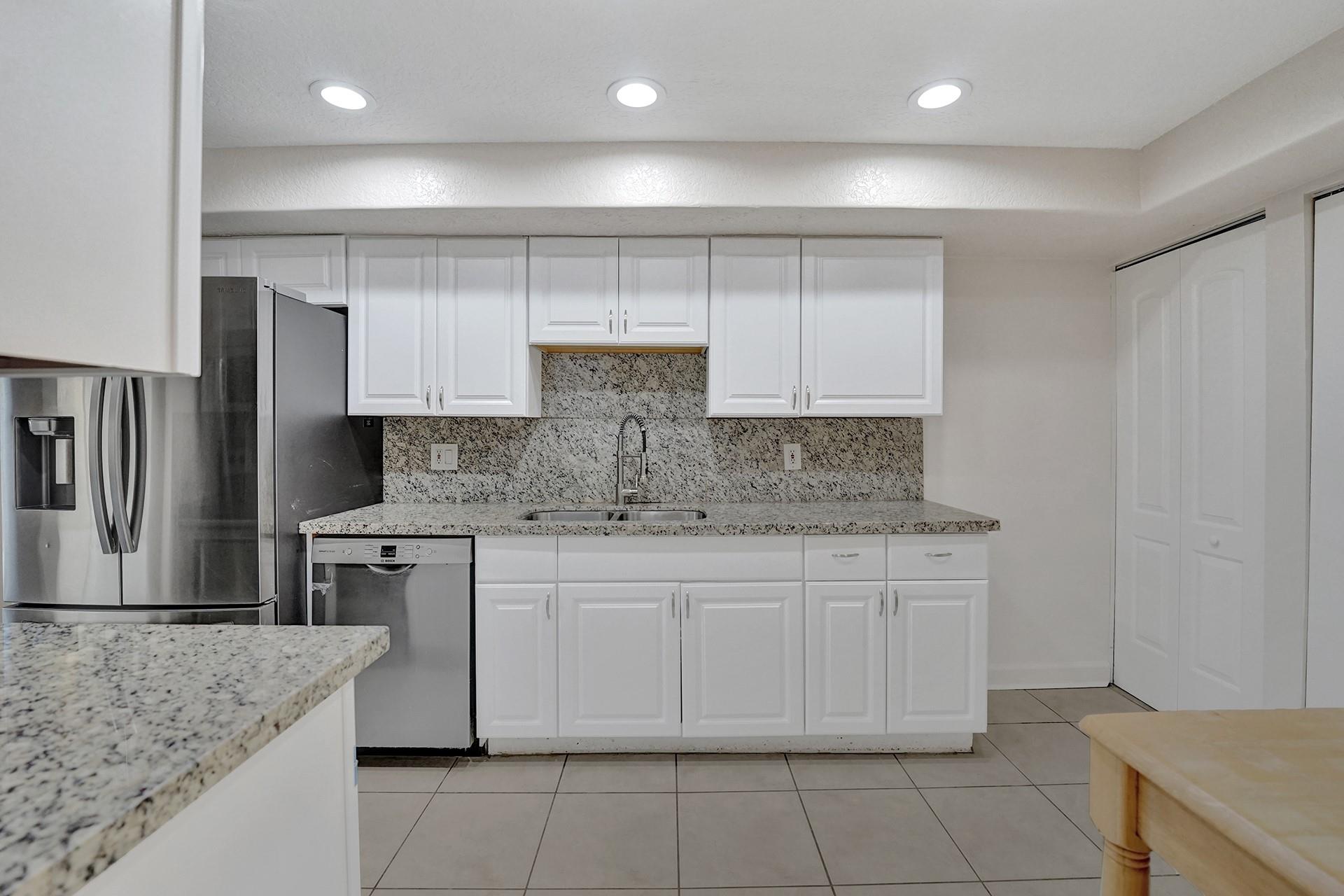 Majestic View - Residential Lease