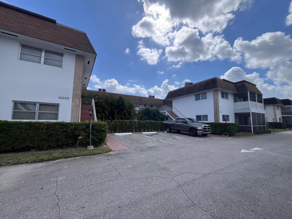 Photo of 10290 N Military Trail #5a, Palm Beach Gardens, FL 33410 (MLS # R11071651)