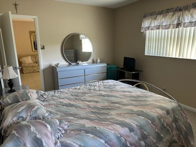 ORIOLE GARDENS - Residential