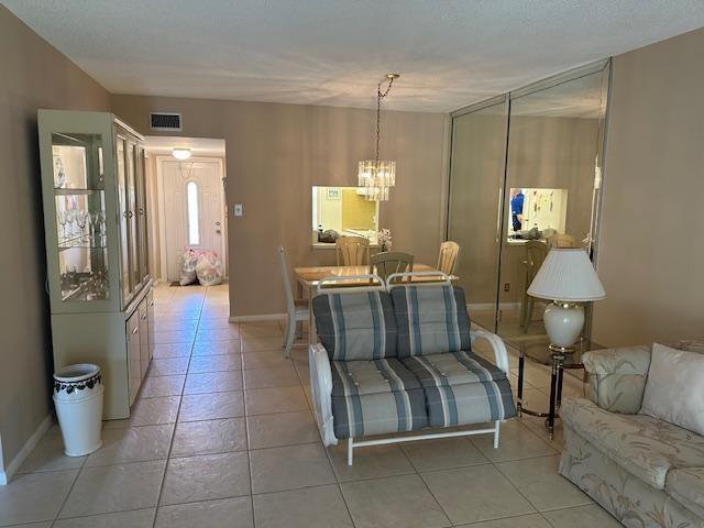 ORIOLE GARDENS - Residential