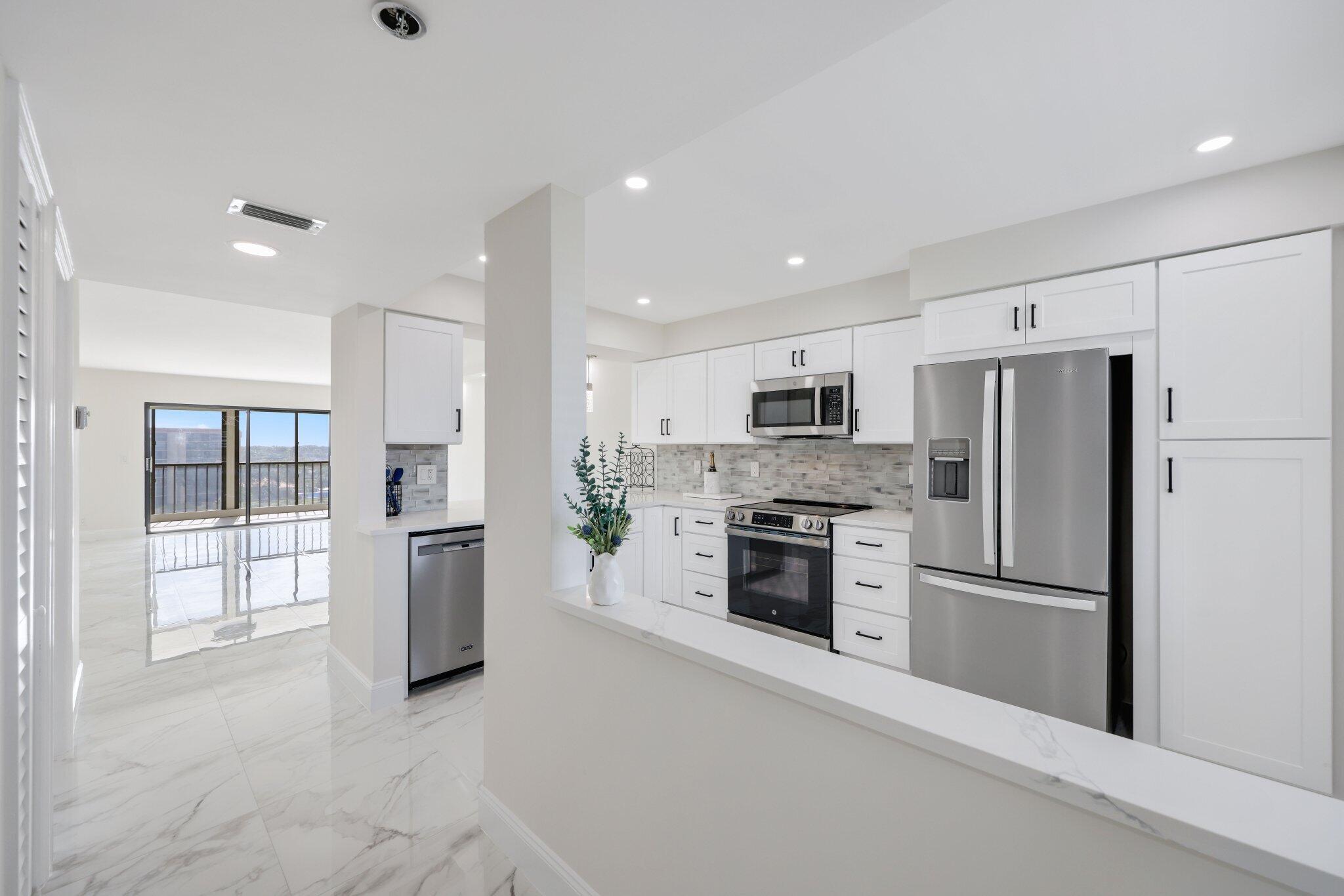 7290 Kinghurst Drive 709