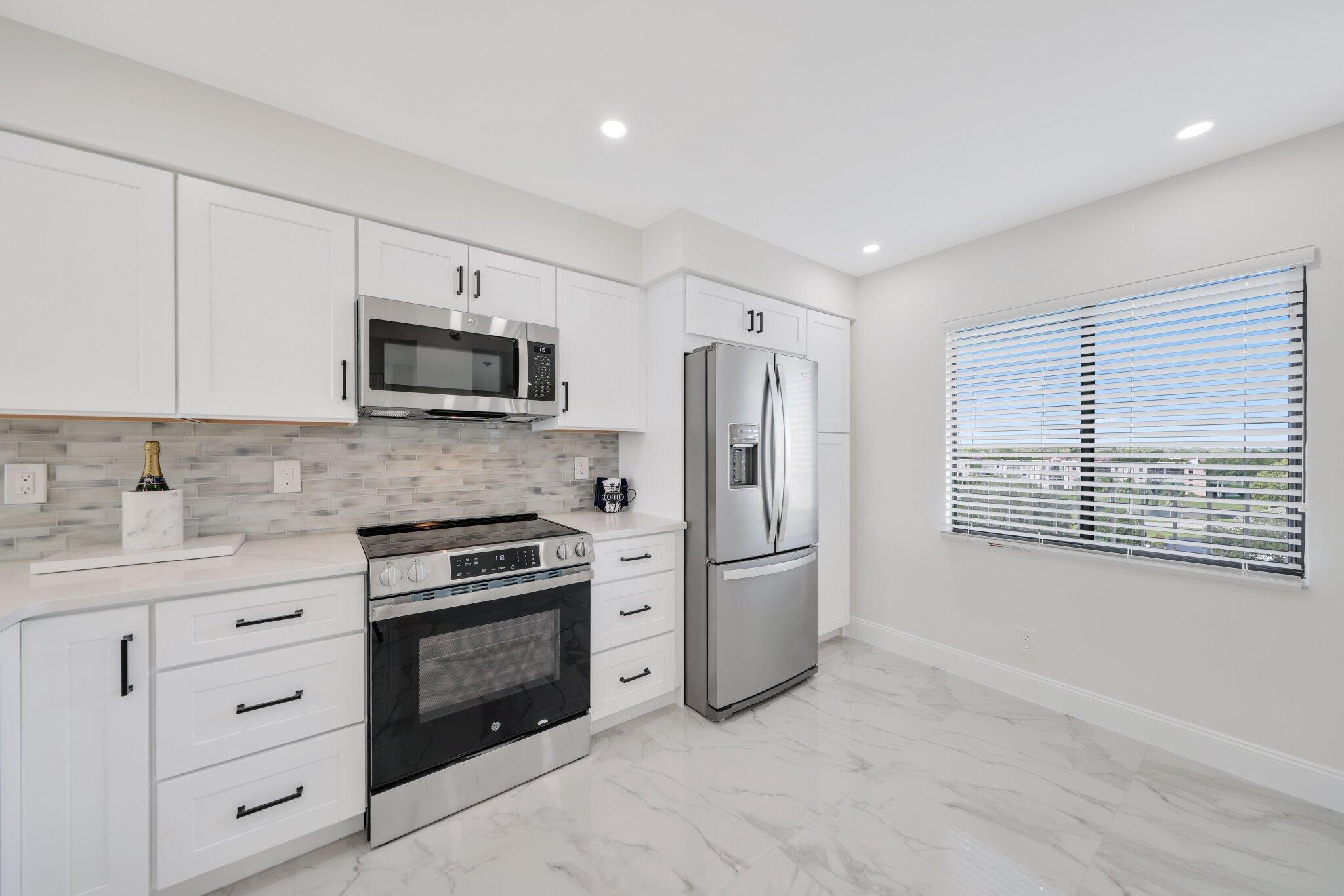 7290 Kinghurst Drive 709