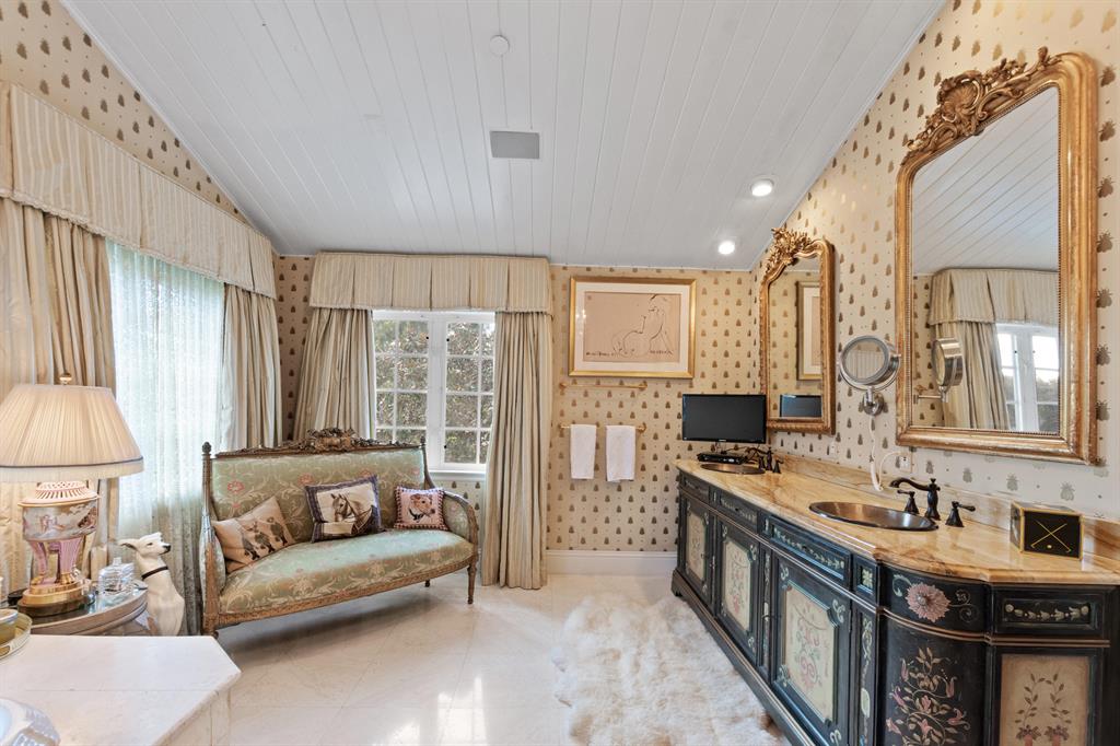 SOUTHFIELDS PHASE I - Residential