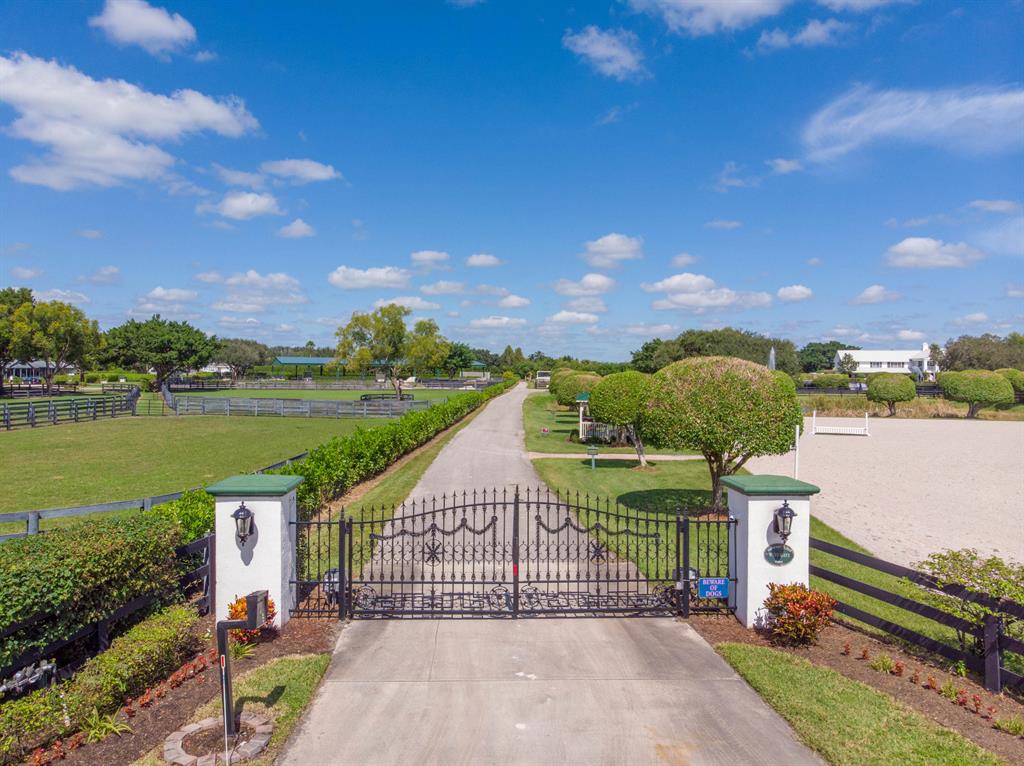 SOUTHFIELDS PHASE I - Residential