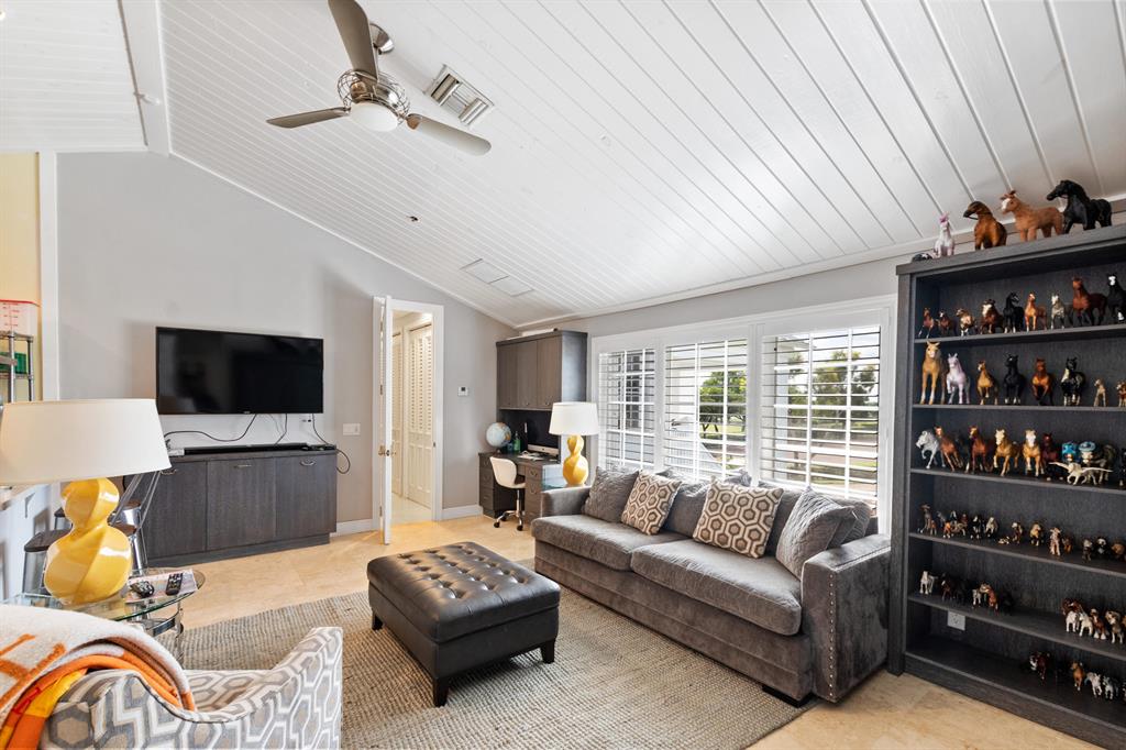 SOUTHFIELDS PHASE I - Residential