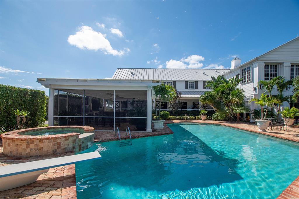 SOUTHFIELDS PHASE I - Residential