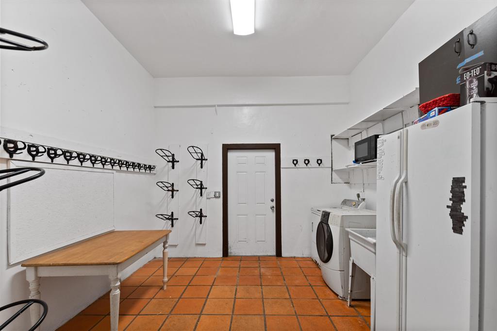 SOUTHFIELDS PHASE I - Residential